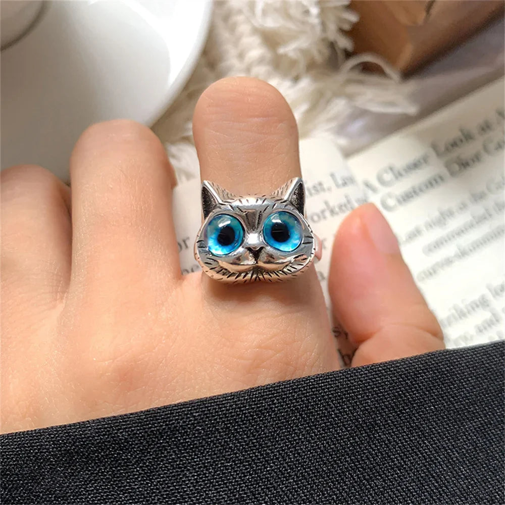 Lunara | Midnight Gaze | Blue-Eyed Cat Vintage Silver Ring