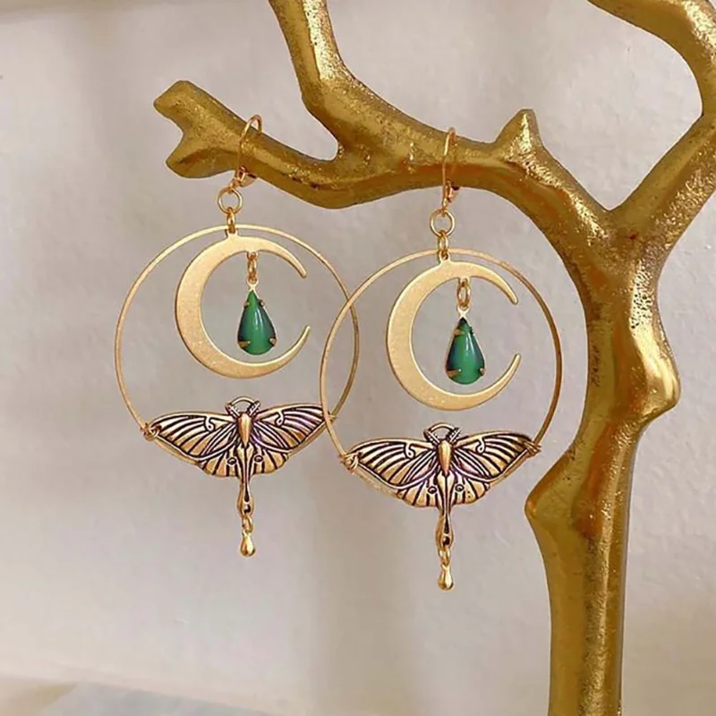 Seluna | Moonlit Wings | Vintage Gold Dragonfly Earrings